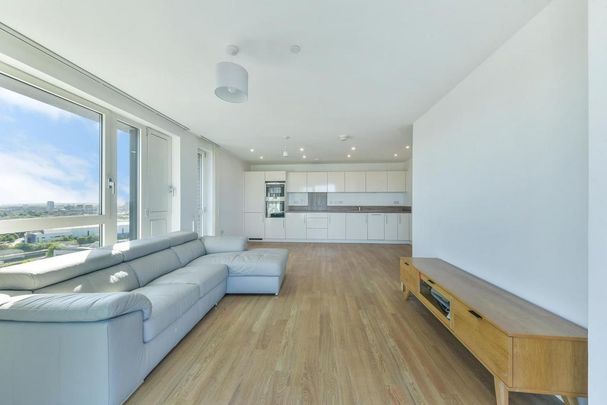 3 bedroom apartment to rent - Photo 1