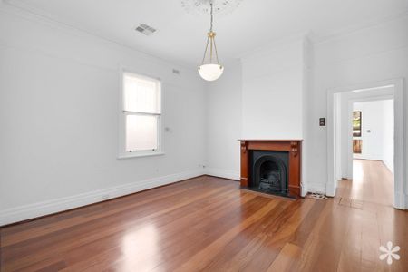 15 Coghlan Road - Photo 3