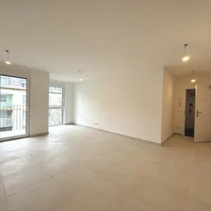 BEZUGSFERTIG: Neubau-Erstbezug mit Freifläche und Küche! - Foto 1