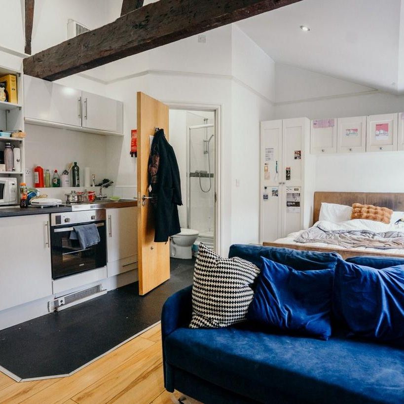 Studio to rent - Photo 1