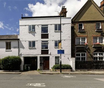 An outstanding duplex flat with roof terrace in a superb central Ba... - Photo 4