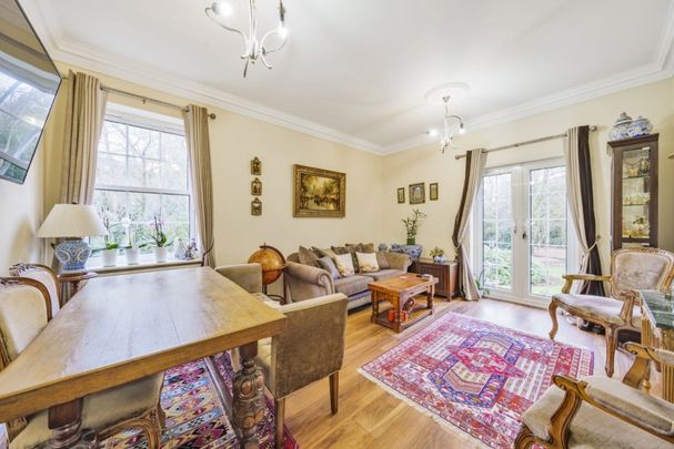 Seven Hills Road, Iver, Buckinghamshire,SL0 - Photo 1