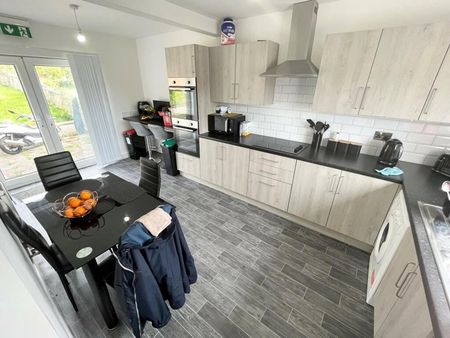 1 bedroom property to rent Great Park Road, Rotherham, South Yorkshire, S61 - Photo 2