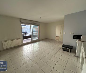 Location Appartement 2 pièces 41m² ST ETIENNE 42000 - Photo 2