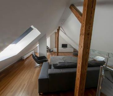Hochwertige möbilierte 4.5 Zi-Wohnung - Photo 1