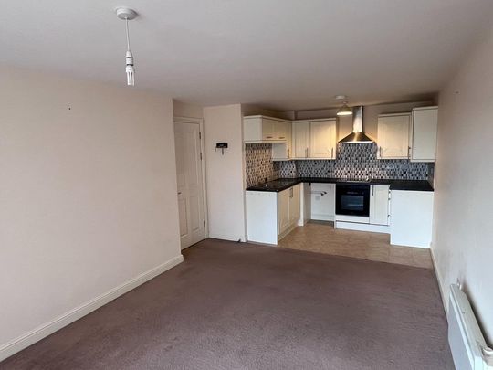 2 bedroom flat to rent - Photo 1