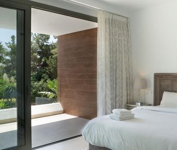 Luxury Villa for rent in Estepona, Andalusia - Photo 6