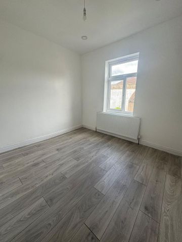 4 bedroom house share to rent - Photo 4