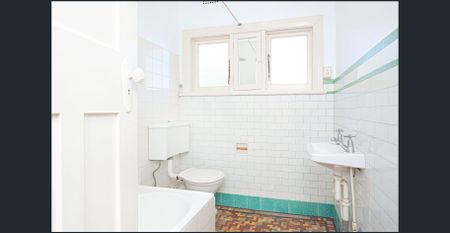 Great Sized Two Bedroom Apartment - Photo 5