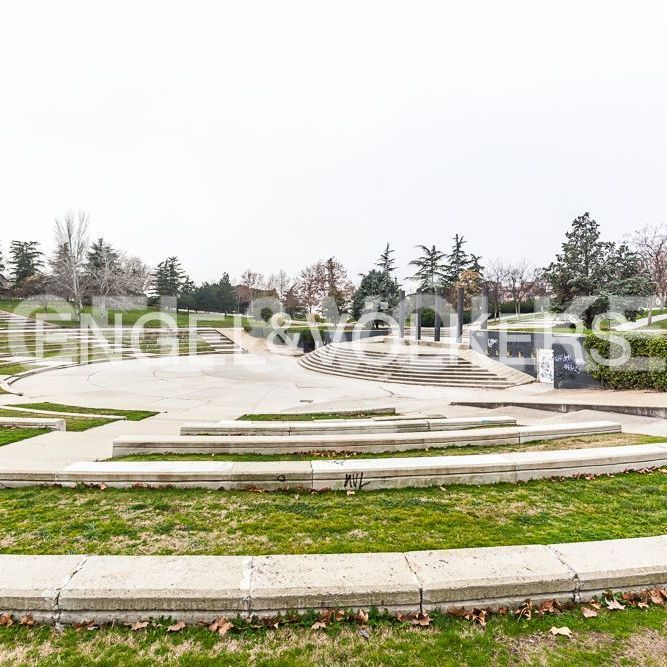 Ático de alquiler en Calle del Teniente Coronel Noreña, Legazpi - Photo 1