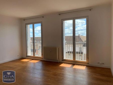 Appartement à louer 4 pièces 100.57m² - Photo 2