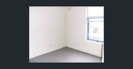 Stunning 3 Bedroom Apartment in Southbank - Photo 3