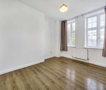 Camberwell Road, London, SE5 - Photo 3