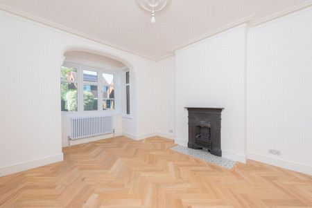 3 bedroom detached house to rent - Photo 2