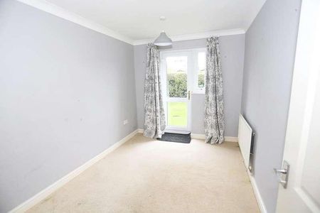 Cardington Court, Acle, Norwich, NR13 - Photo 4