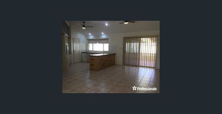 Beachside Living - Photo 5