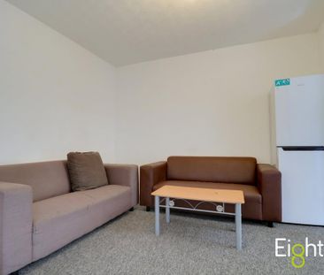 6 bedroom terraced house to rent - Photo 1