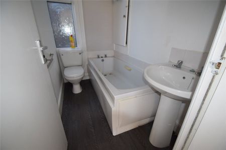 1 bed apartment to rent in Cliff Street, BRIDLINGTON, YO15 - Photo 5