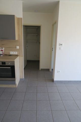 Location Appartement 2 pièces 42m² - Photo 4
