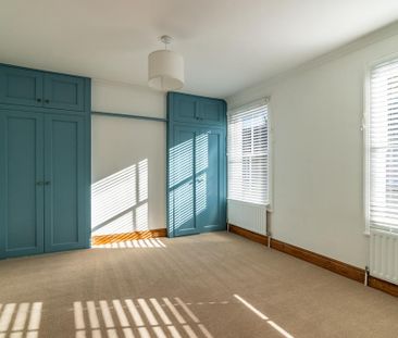 2 bedroom terraced house to rent - Photo 3