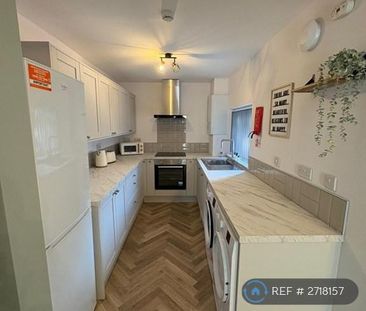 1 bedroom in a house share to rent - Photo 4