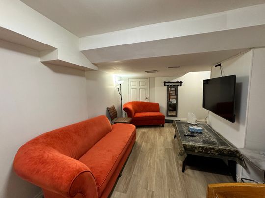 For Lease - 148 Newton Drive Unit# Lower, Toronto, Ontario - Photo 1