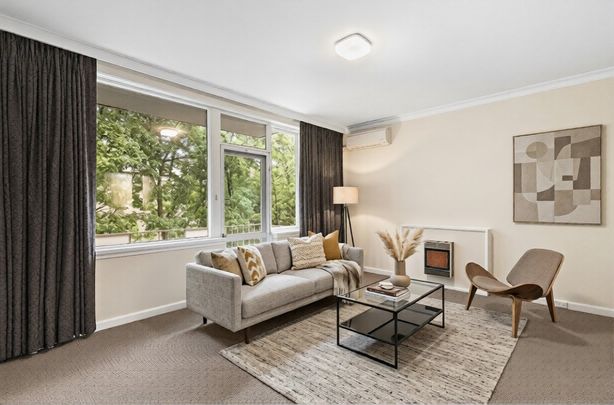 Thinking of selling? Contact our agent - Photo 1