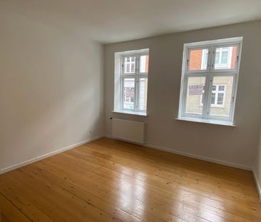 Charmerende 2 vær. lejlighed til leje nu i hjertet af Viborg. - Photo 4