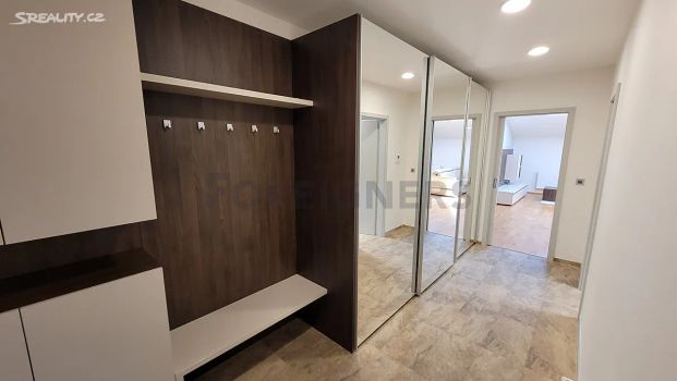 Pronájem bytu 2+kk 67 m² - Photo 1
