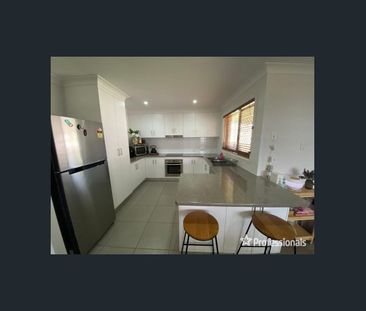 4 Rehbein Avenue, Qunaba, Qld 4670 - Photo 2