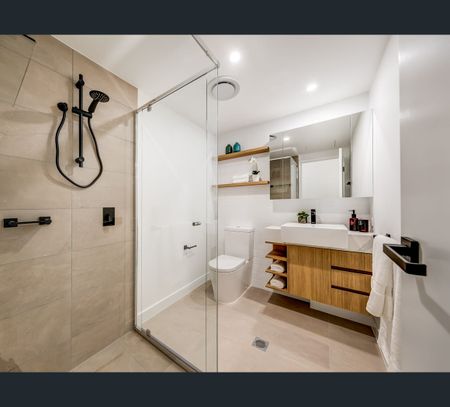 406/24 Augustus Street, Toowong, Qld 4066 - Photo 5
