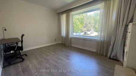 For Lease - 164 Meadowvale Road Unit# Main, Toronto, Ontario - Photo 2