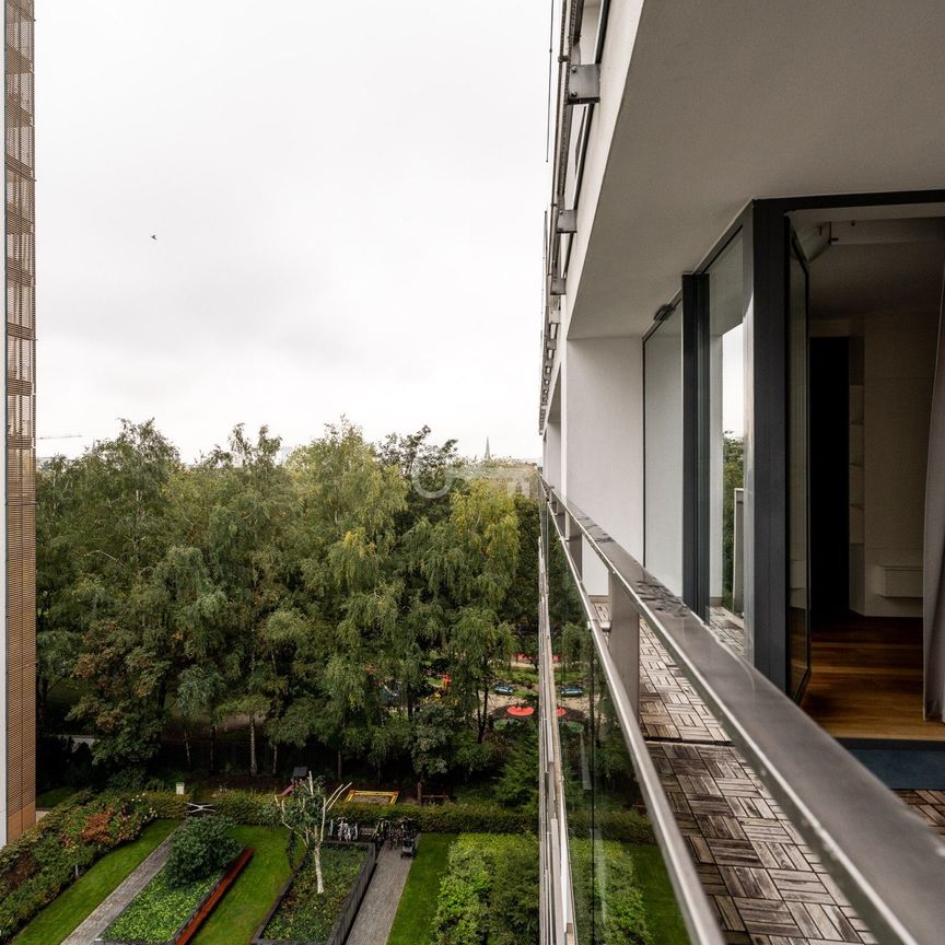 Grzybowska 4 | Wyższe piętro | Dwa balkony - Zdjęcie 1