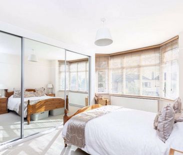 3 bedroom detached house to rent - Photo 2