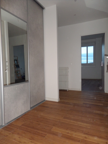 APPARTEMENT REIMS CENTRE, place du Forum - Photo 3