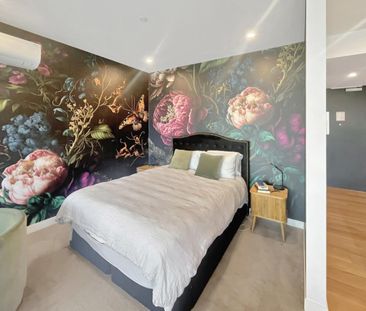 Immaculately Presented, Fully Furnished Studio ... - Photo 3
