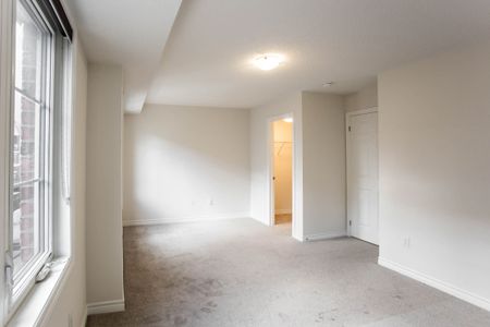 For Lease - 636 Evans Avenue Unit# 36, Toronto, Ontario - Photo 4