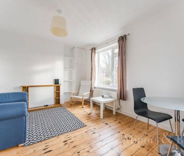 2 bedroom ground floor flat to rent - Photo 2