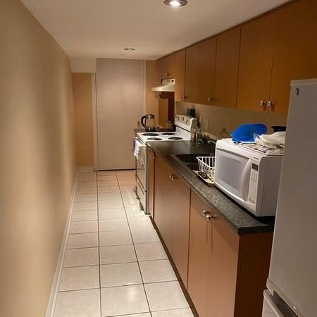 For Lease - 4757 Bluefeather, Bsmt. Lane, Mississauga, Ontario - Photo 5