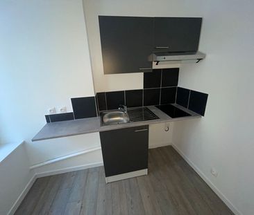 Location Appartement 1 pièce 17m² - Photo 5