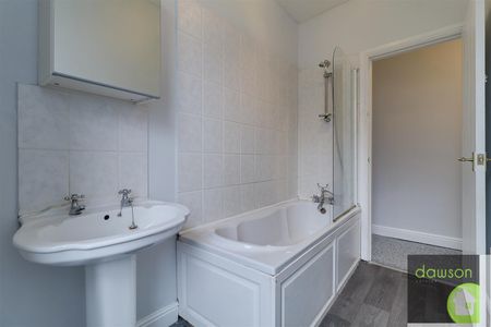 3 bed semi-detached house to rent in Halifax Road, Hipperholme, Halifax - Photo 3