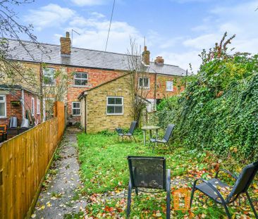 3 bedroom terraced house to rent - Photo 2