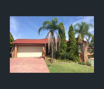 SPACIOUS FAMILY HOME - Photo 1