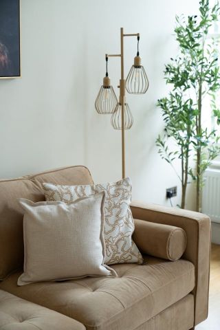 2 Bed Flat, St. Philip Street, SW8 - Photo 5