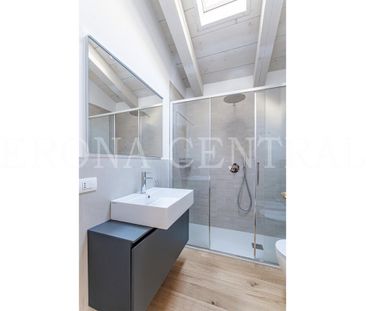 Prestigioso Appartamento in Palazzo Storico Ristrutturato in Palazz... - Photo 3