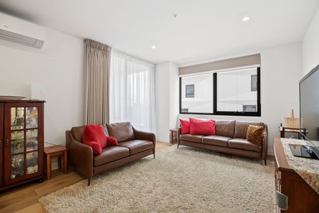 Luxury low maintenance lifestyle - Photo 2