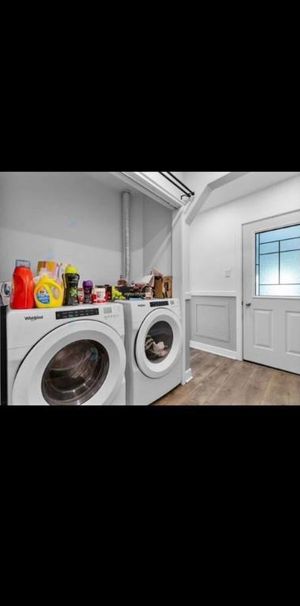 2 Beds 1 Bath Apartment 4 1/2 - Photo 1