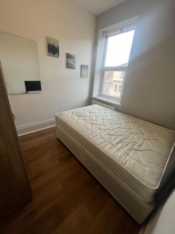 1 bedroom house of multiple occupation to rent - Photo 2
