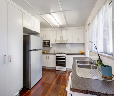 27 Pioneer Street, Glenella - Photo 6