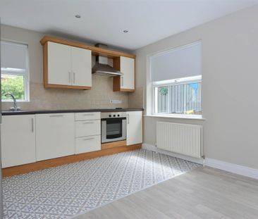 1 Lesley Court, 25 Stockmans Lane, BELFAST, BT9 7JA - Photo 5